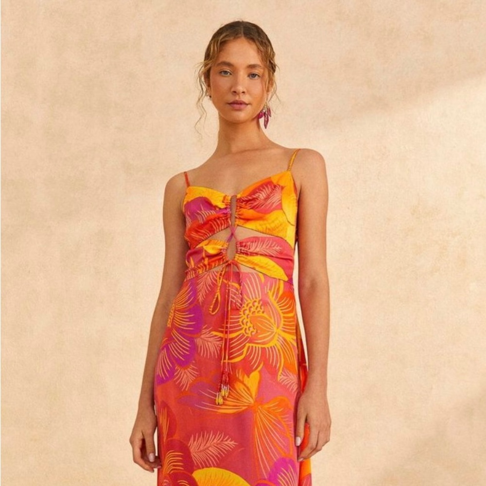 NWT Size M Farm Rio Summer Garden Ombre Lenzing  Ecovero Viscose midi dress